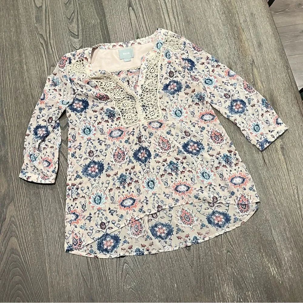 Anthropologie Maeve Blouse Viola Floral Crochet V-Neck 3/4 Sleeve Multi Size 0